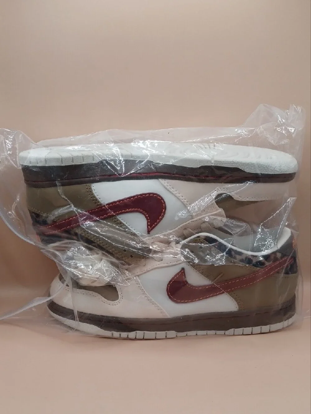 New Nike Womens Dunk Low Sneaker-Khaki Team Red Leopard Size 7.5 US